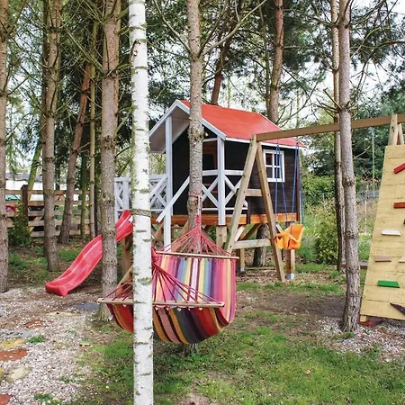 Three-bedroom Holiday In Дом отдыха
