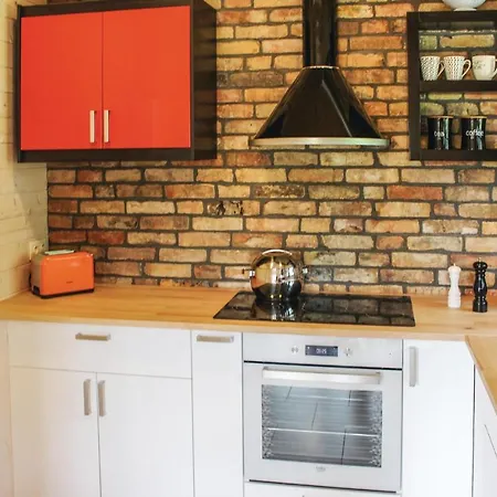 Three-bedroom Holiday In * Колчево